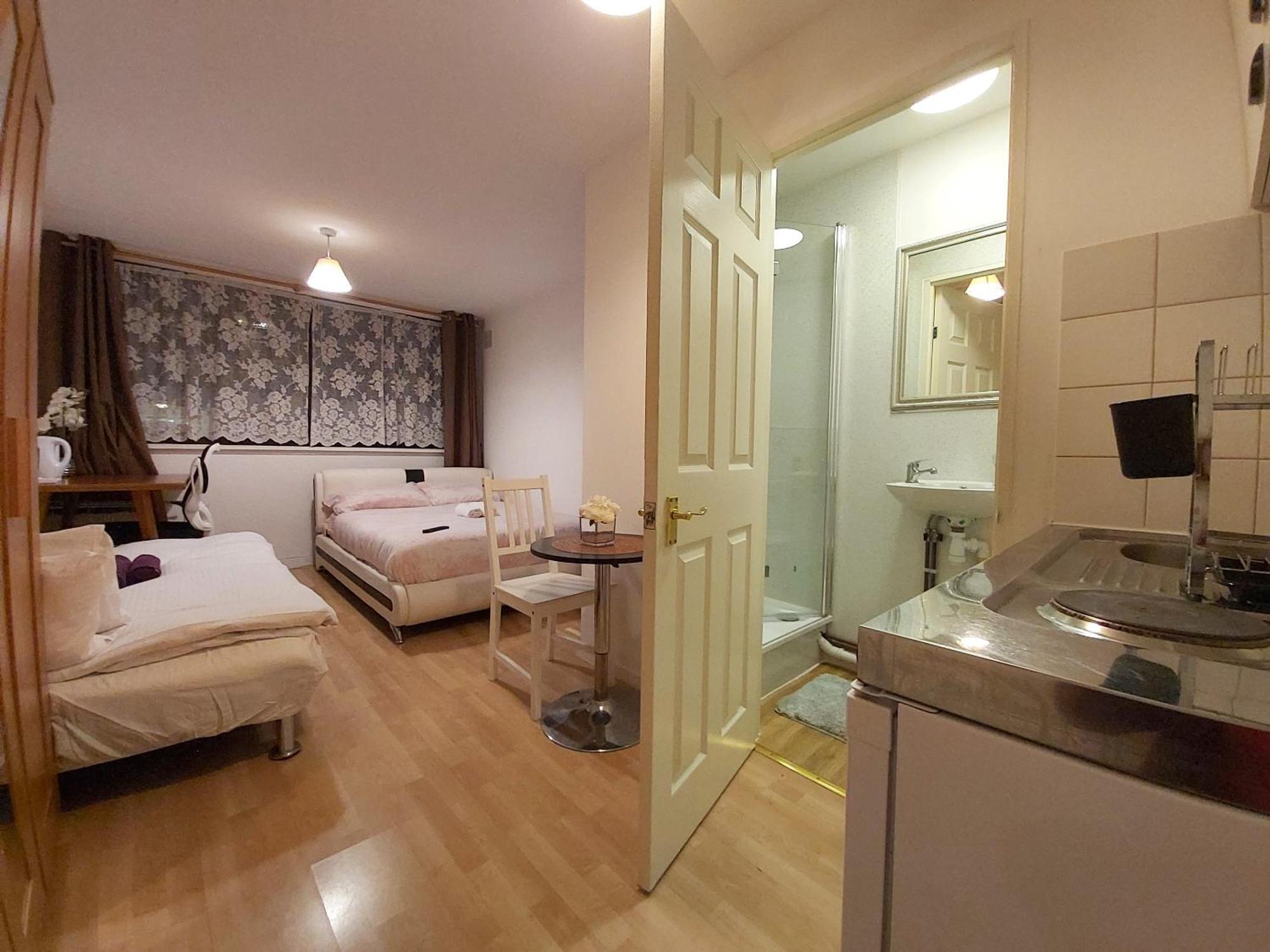 Harford House Апартаменты
